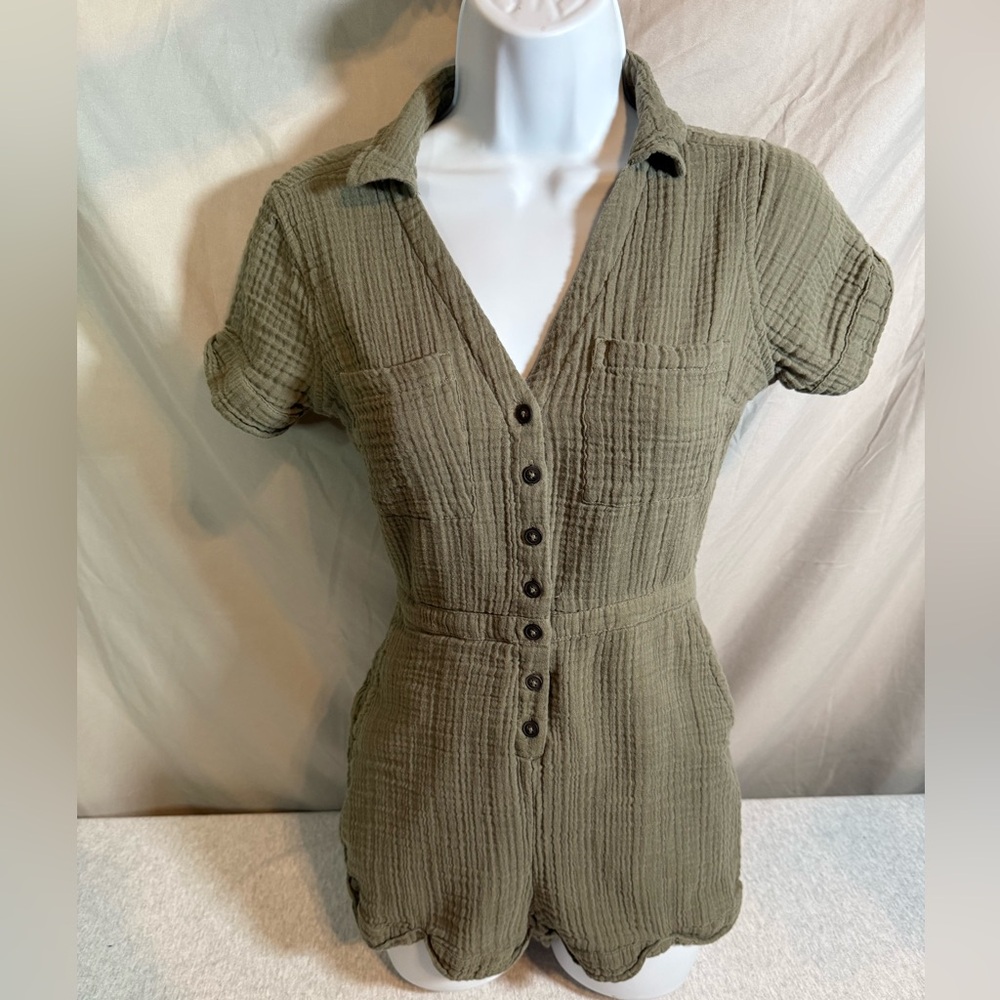 Abercrombie & Fitch Olive Green Utility Romper – XXS 🌿💛
